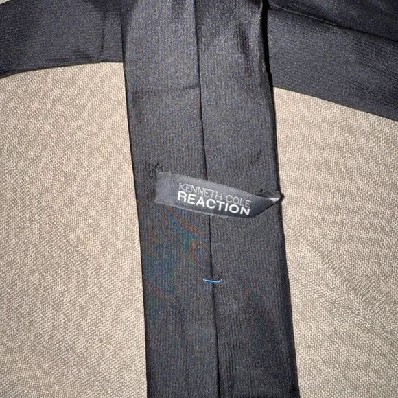 Calvin Klein/Kenneth Cole Dress Tie Bundle (FREE SHIPPING) - Picture 2 of 5